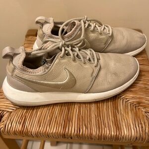 Nike shoes, beige size 8
